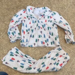 Cozy Kids Pajamas with Festive Tree Print